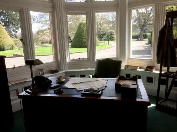 Commanding Officers (CO) Office Desk