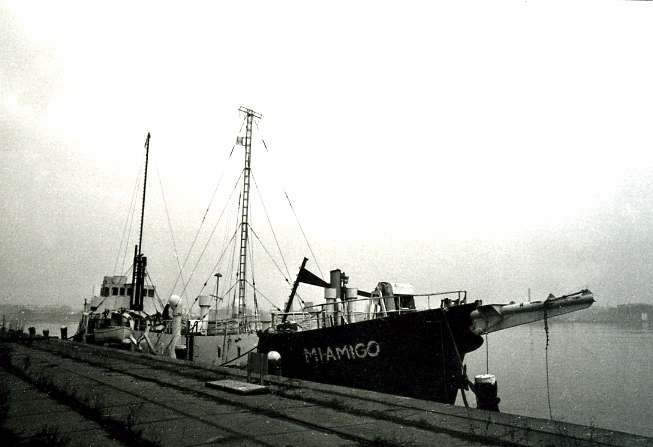 Mi-Amigo Port Starbourd Bow
