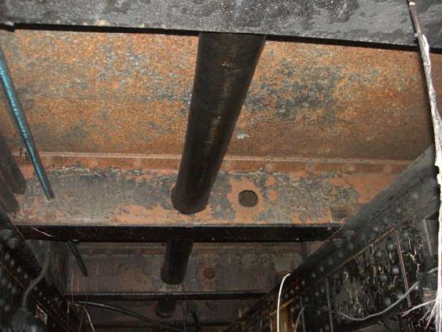 The Row South end ceiling